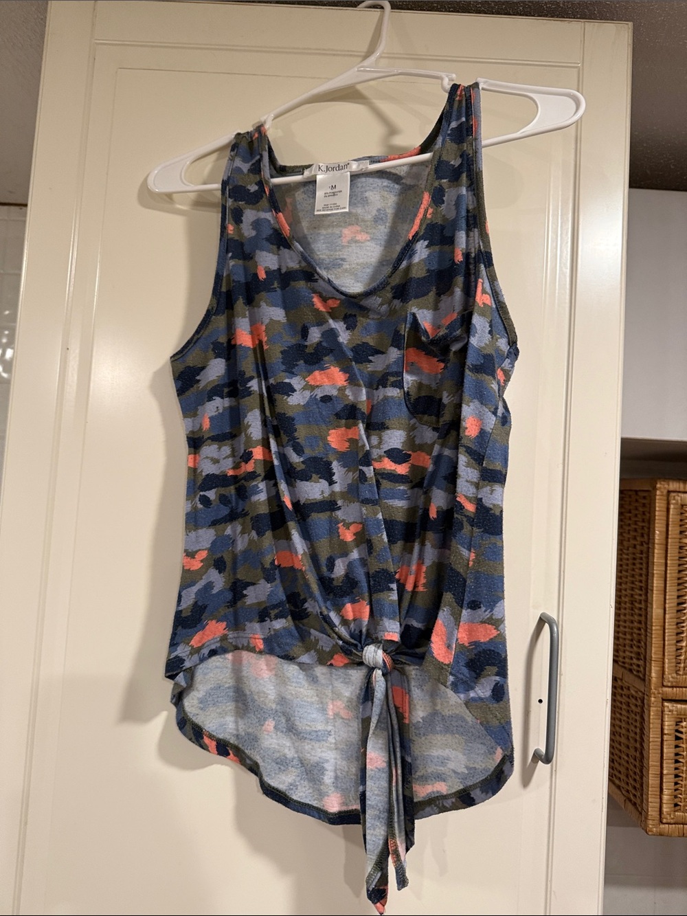 K Jordan Print Tie-Front Tank in Blue with Coral Accents size medium 7:22